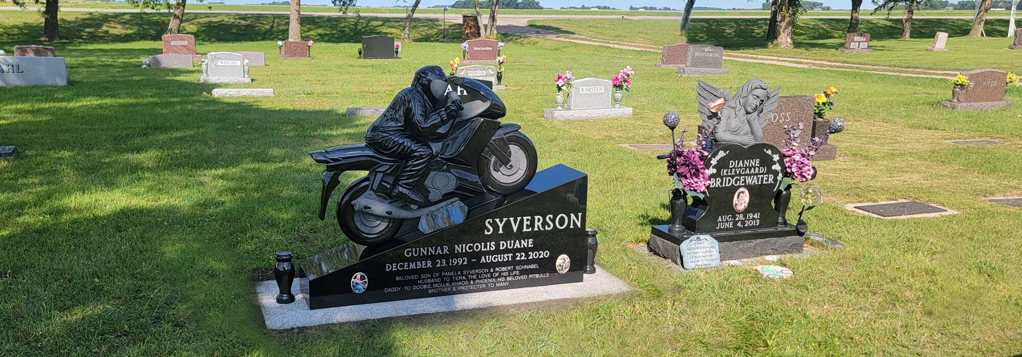 Syverson 2000x700